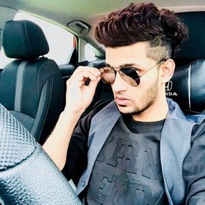 Meet your Posher, Miah